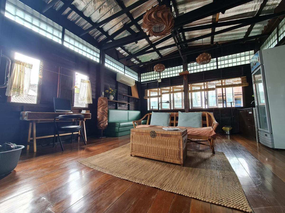 Non House Bangkok บ้านนอนโฮสเทล Экстерьер фото